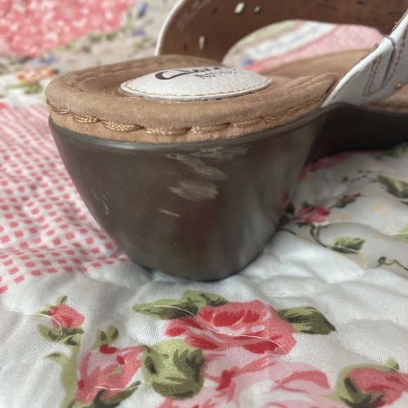 CLARKS ARTISAN Newland Dazzle Wedge Sandals Sz 9M. - Picture 10 of 11